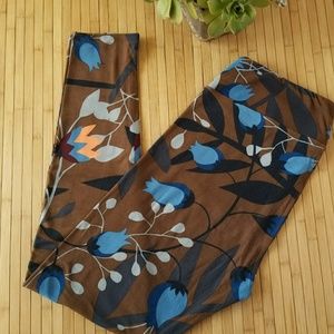 EUC Lularoe TC Leggings Brown and Black Floral